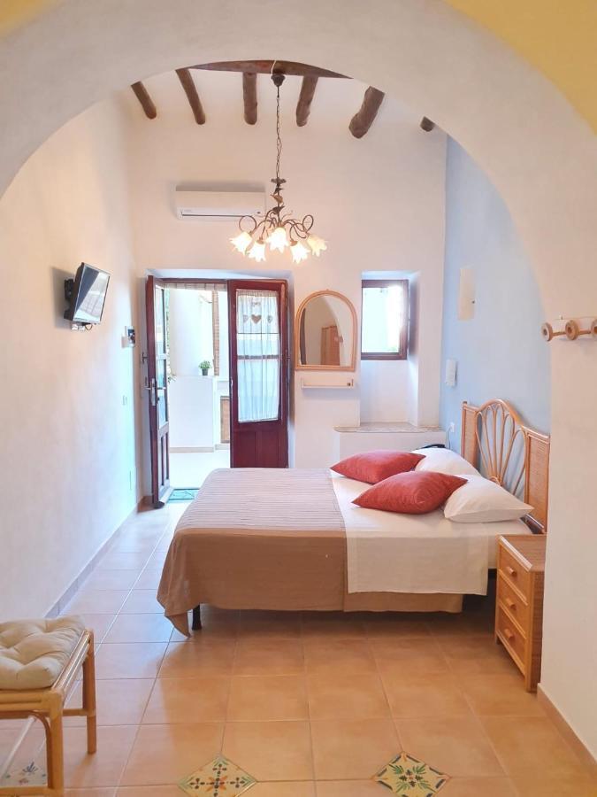 B&B La Goletta Di Salina Santa Marina Salina Exterior foto